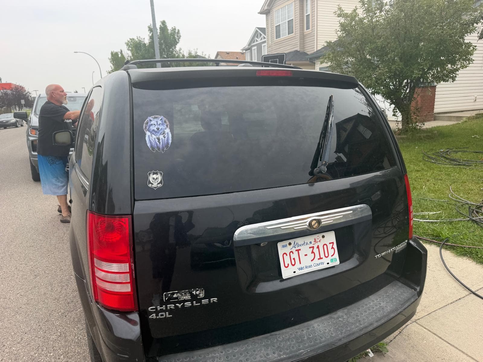 Vehicle pickup support and process